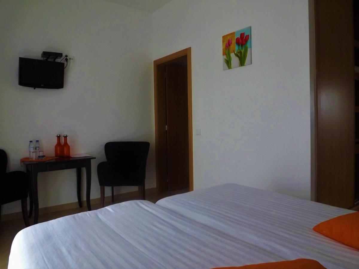 Casa Ceedina Bed And Breakfast & Beauty Batalha Εξωτερικό φωτογραφία
